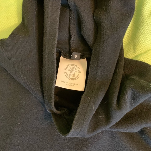 Sleeveless hooded top - Picture 5 of 5